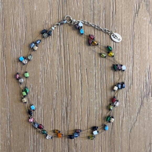 Glass bead bohemian choker necklace - Picture 4 of 5